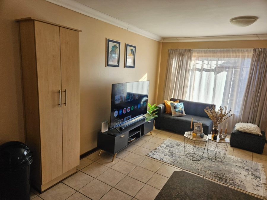To Let 2 Bedroom Property for Rent in Wilgehof Free State